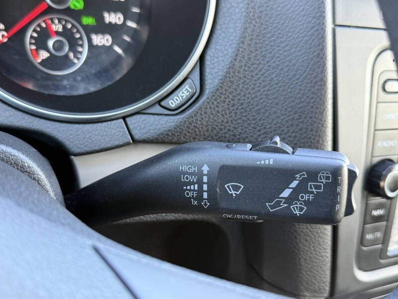 2012 Volkswagen Golf 2.5L PZEV