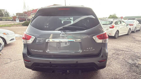 2016 Nissan Pathfinder Platinum