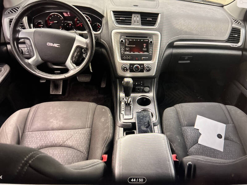 2015 GMC Acadia SLE-2