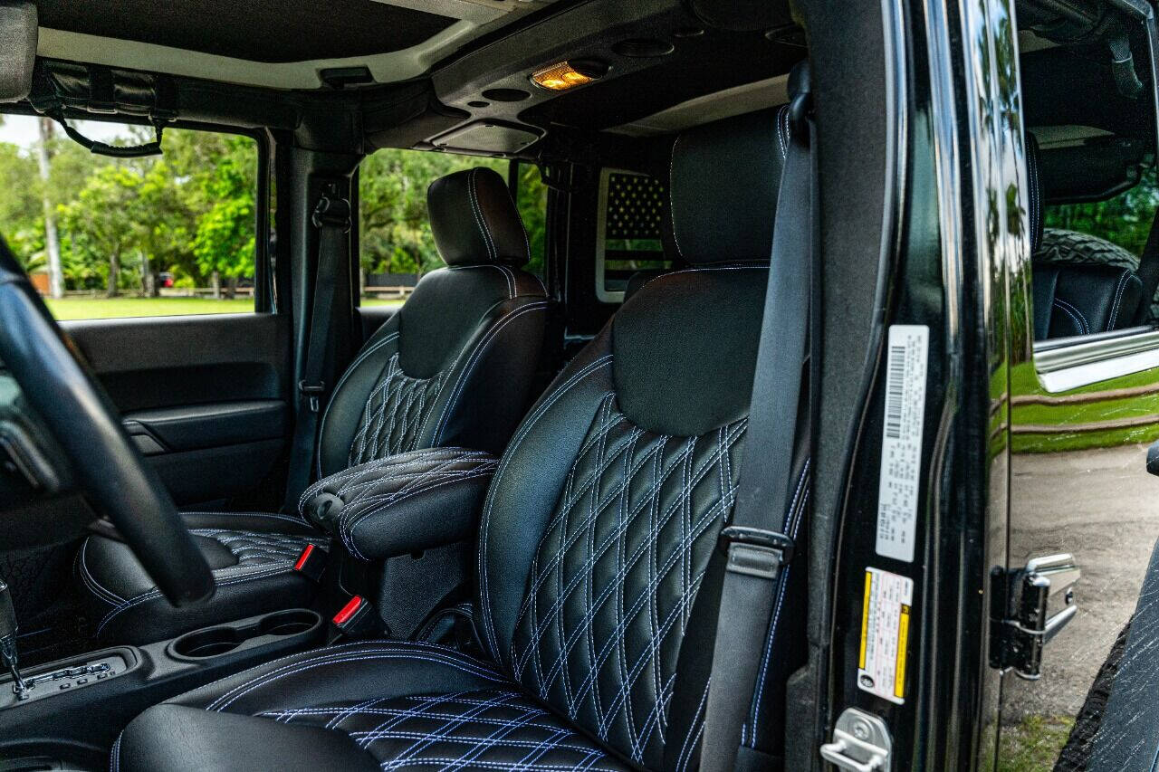 2015 JEEP Wrangler SUV / Crossover - $25,999