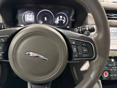 2016 Jaguar XF 35t Prestige