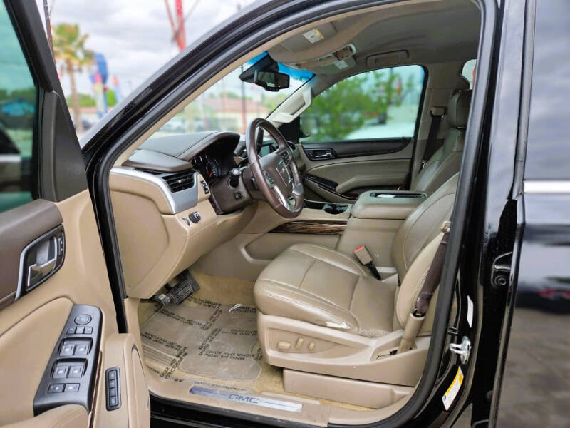 2017 GMC Yukon SLT