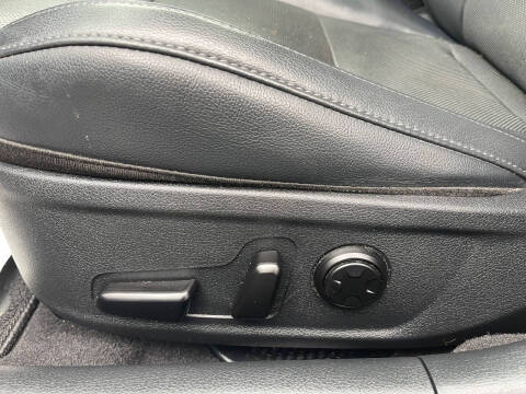 2019 Kia Stinger GT1