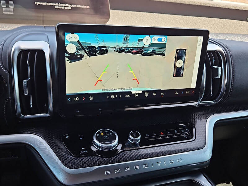 2025 Ford Expedition Platinum