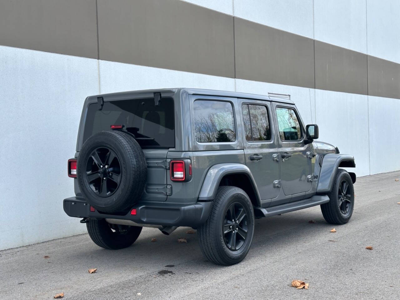 2020 Jeep Wrangler Unlimited for sale at Phoenix Motor Co in Romulus, MI