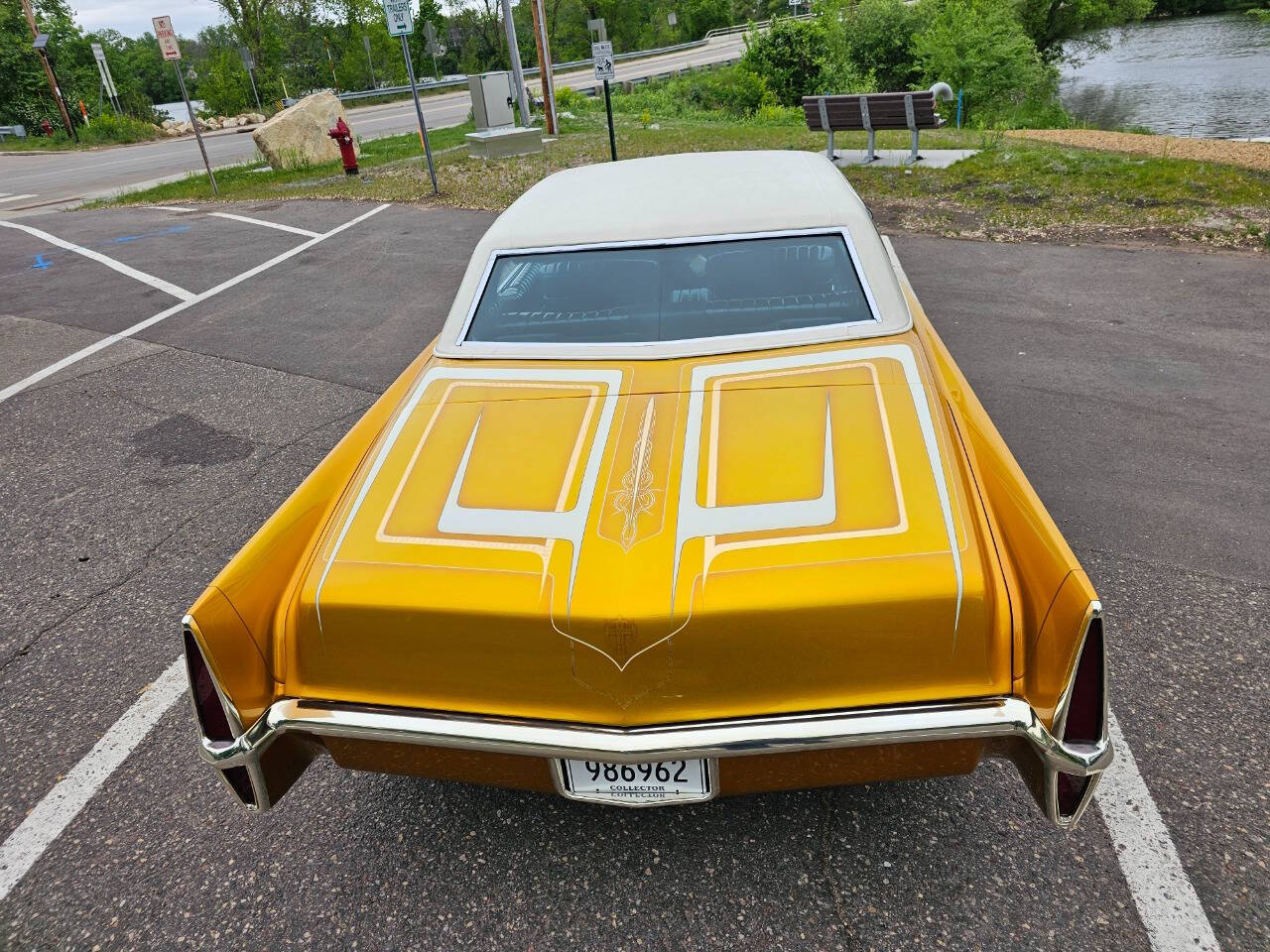 1969 Cadillac DeVille 15