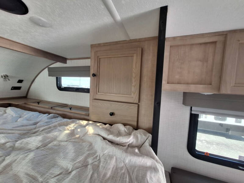 2024 Palomino Backpack Hard Side HS-8801