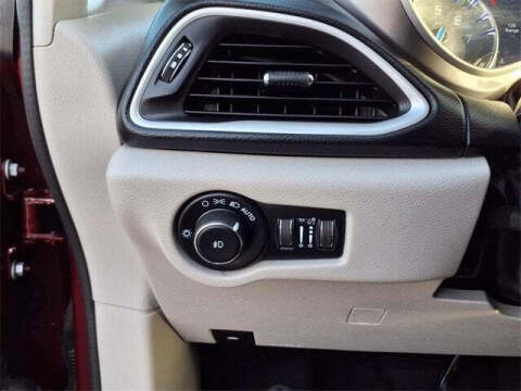 2021 Chrysler Pacifica Touring L