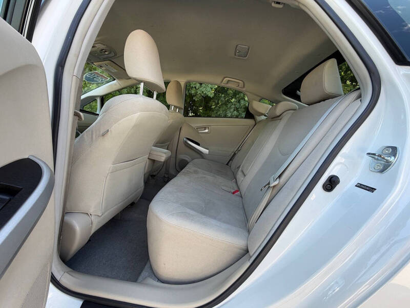2010 Toyota Prius II