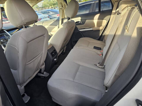 2013 Ford Edge SE
