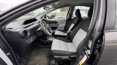 2013 Toyota Prius c Three