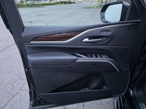 2023 Cadillac Escalade Premium Luxury