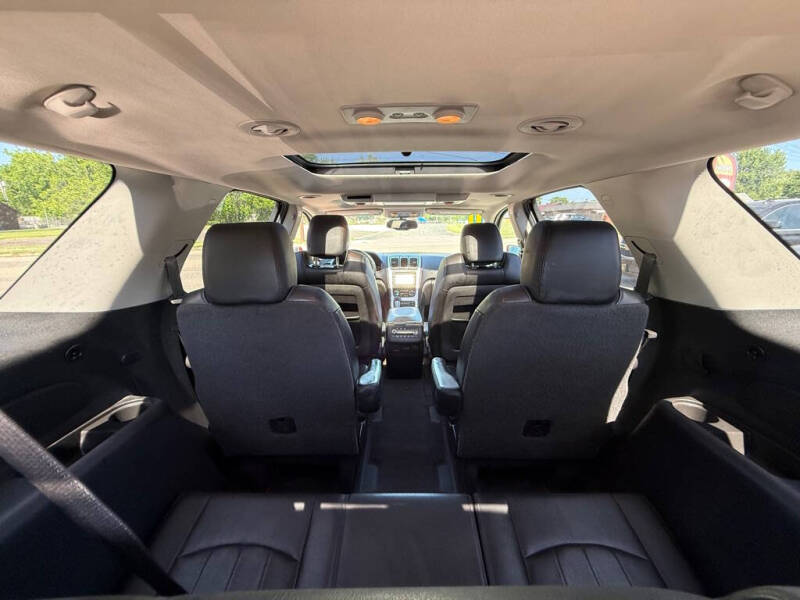 2011 GMC Acadia SLT-2