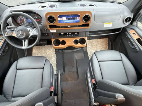 2025 Mercedes-Benz Sprinter