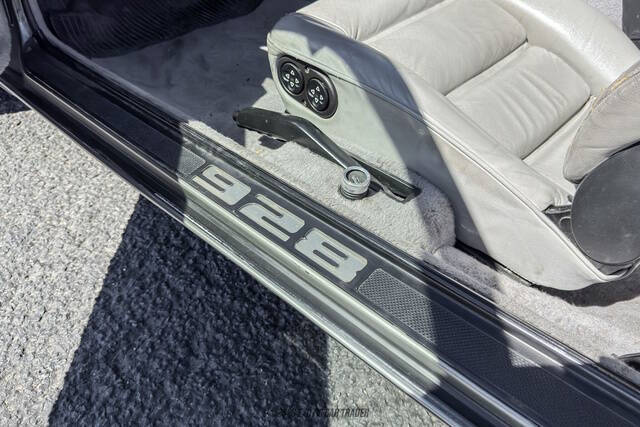 1988 Porsche 928 S4