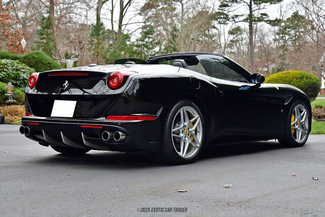 2016 Ferrari California T