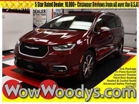 2021 Chrysler Pacifica for sale at WOODY'S AUTOMOTIVE GROUP in Chillicothe MO