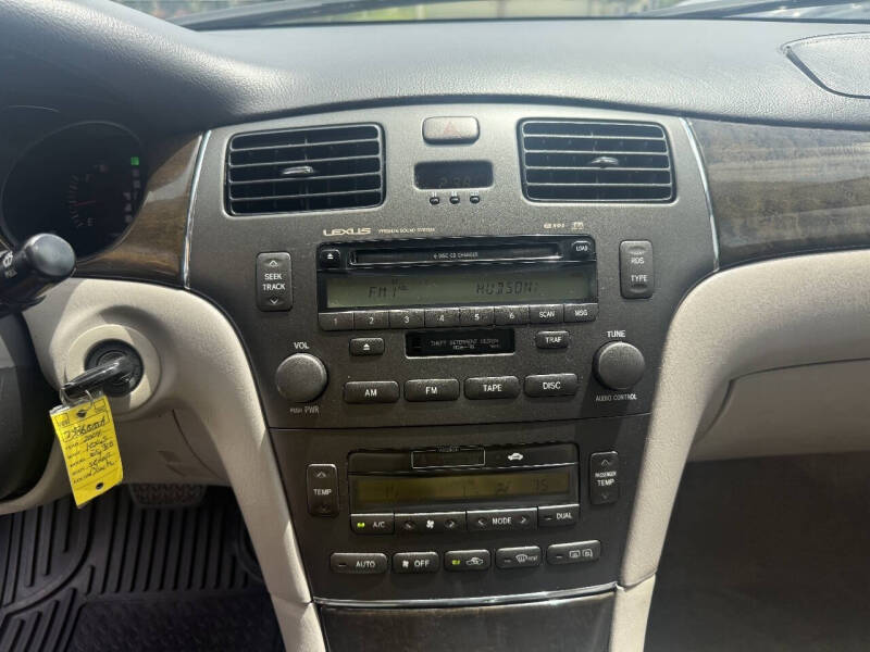 2004 Lexus ES 330