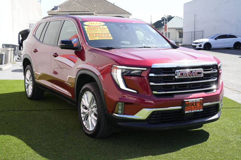 2024 GMC Acadia Elevation