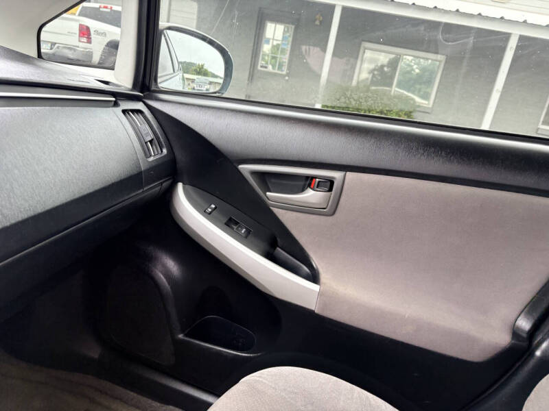 2013 Toyota Prius One