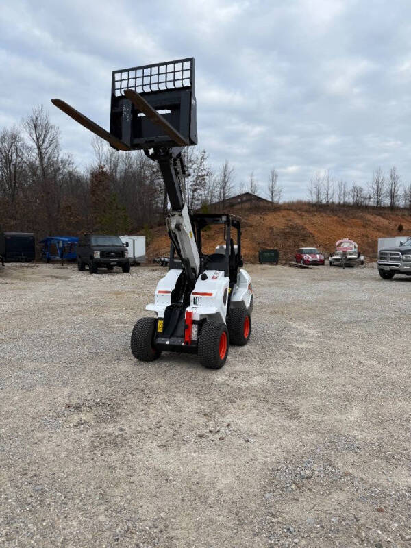 2025 Bobcat L28