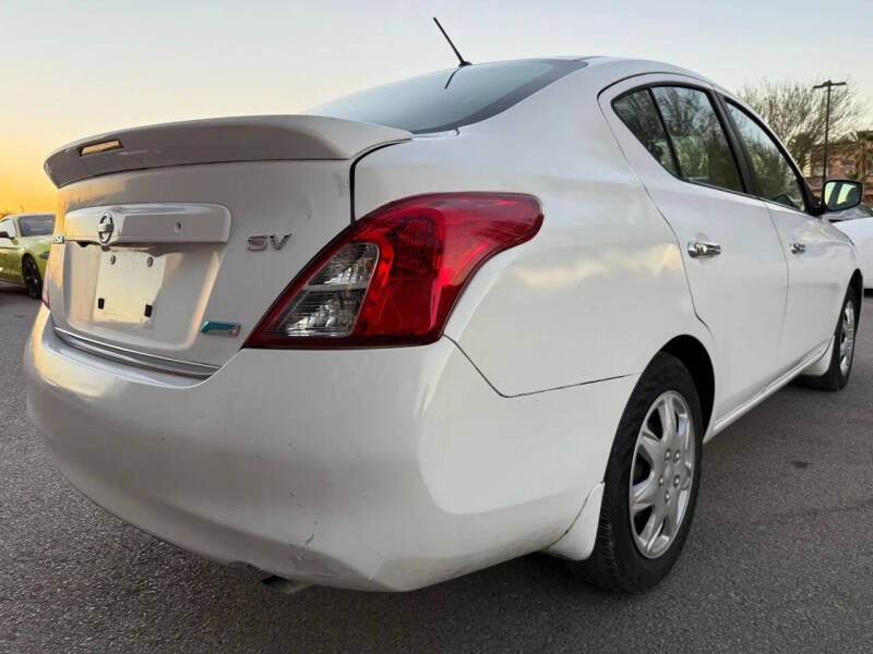 2019 Nissan Versa