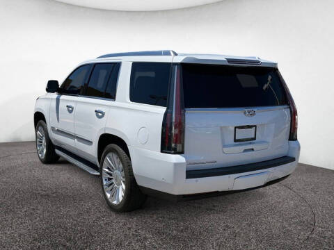 2019 Cadillac Escalade Standard