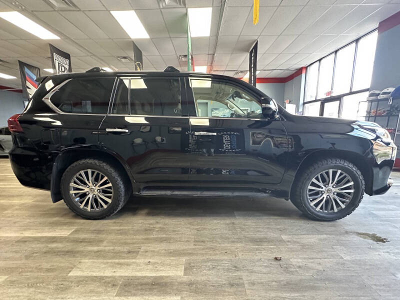 2018 Lexus LX 570 Two-Row