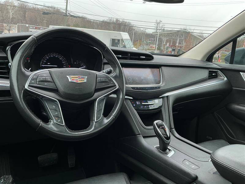 2019 Cadillac XT5 Premium Luxury