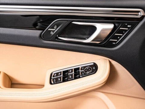 2023 Porsche Macan S