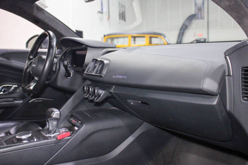 2017 Audi R8 5.2 quattro V10