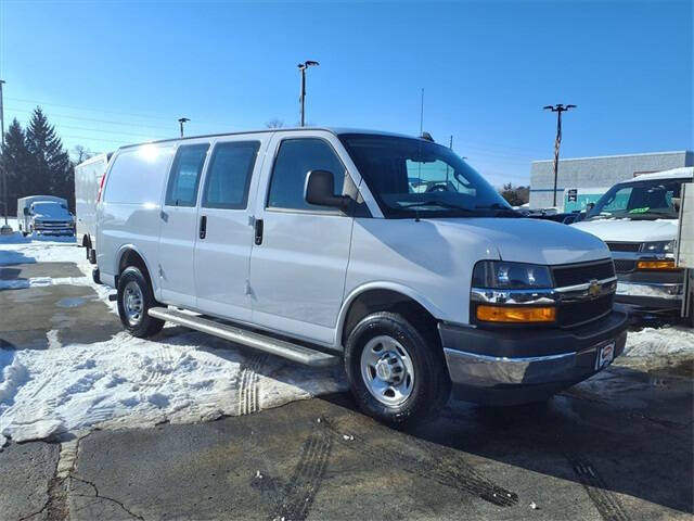 2024 Chevrolet Express 2500