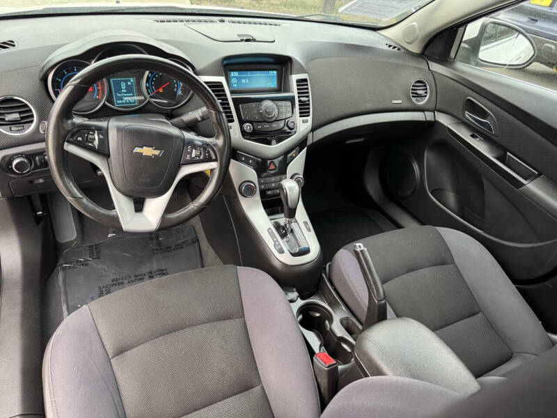 2013 Chevrolet Cruze 1LT Auto