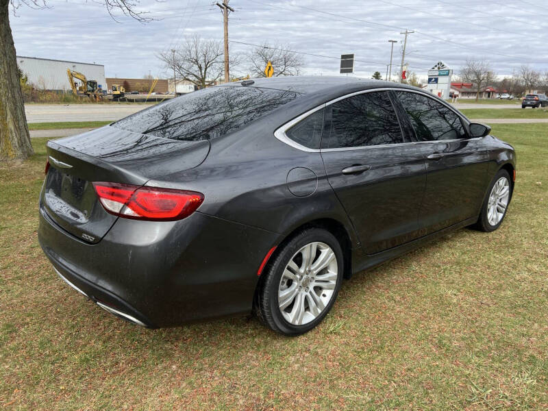 2015 Chrysler 200 Limited