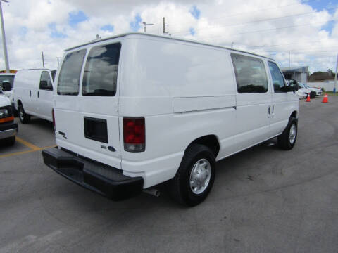 2011 Ford E-Series E-150