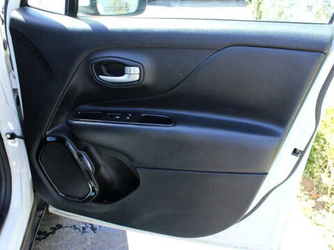 2017 Jeep Renegade Altitude