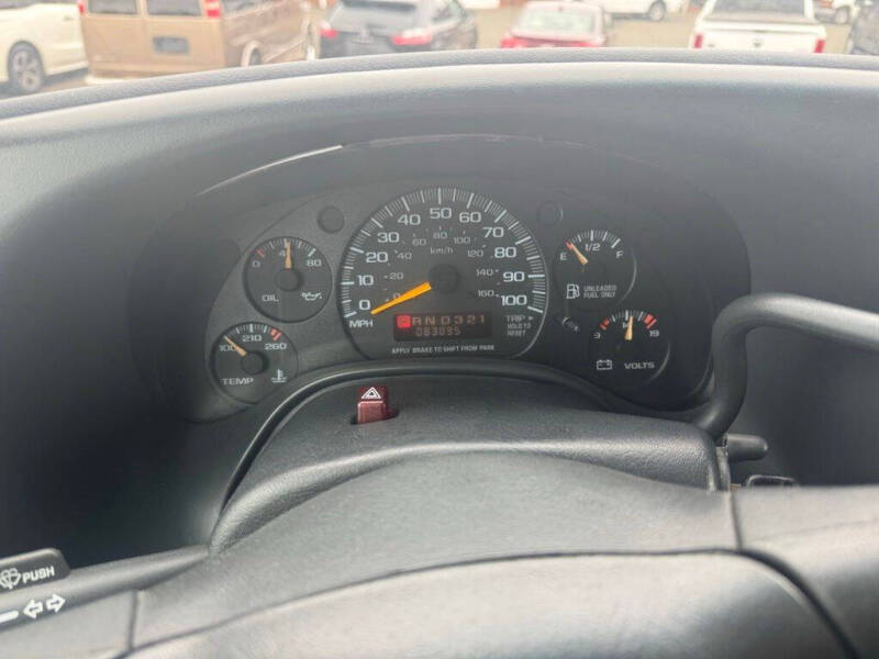 2000 Chevrolet Express G3500 LS