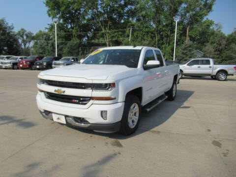 2016 Chevrolet Silverado 1500 for sale at Aztec Motors in Des Moines IA