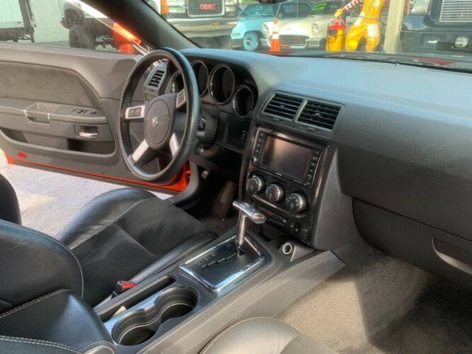 2009 Dodge Challenger SRT8