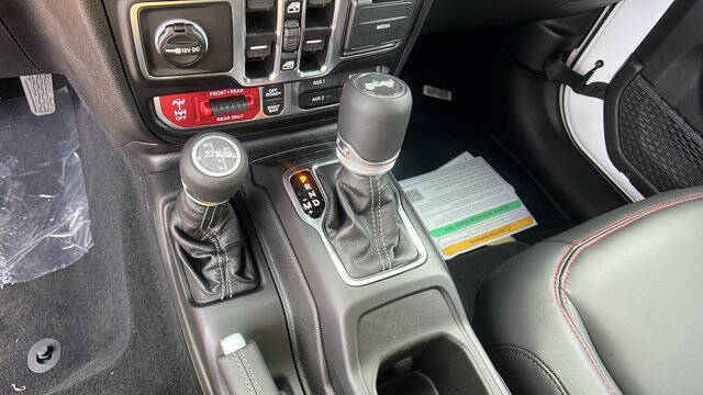 2025 Jeep Wrangler Rubicon X