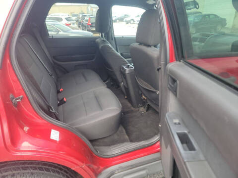 2010 Ford Escape XLS