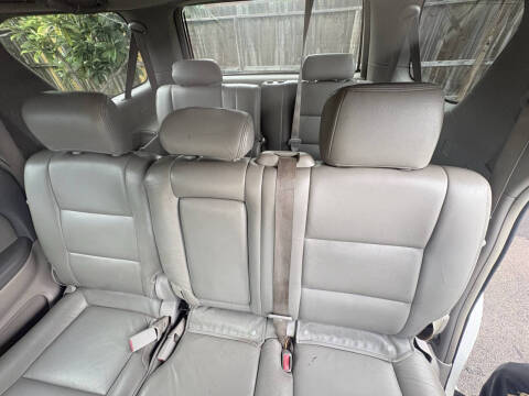 2006 Toyota Sequoia SR5