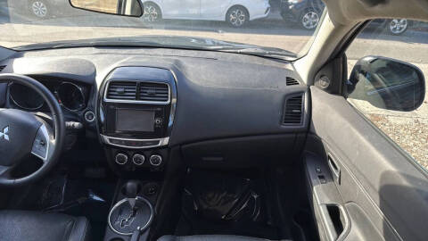 2015 Mitsubishi Outlander Sport SE