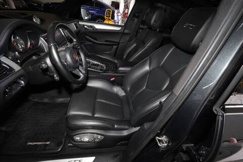 2017 Porsche Macan GTS