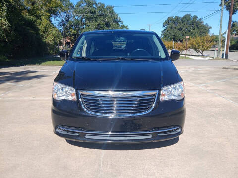 2016 Chrysler Town and Country Touring