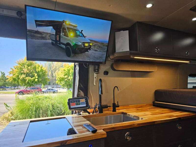 2022 Mercedes-Benz Sprinter 2500