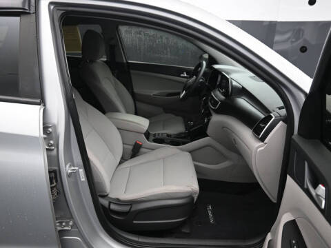 2021 Hyundai Tucson SE