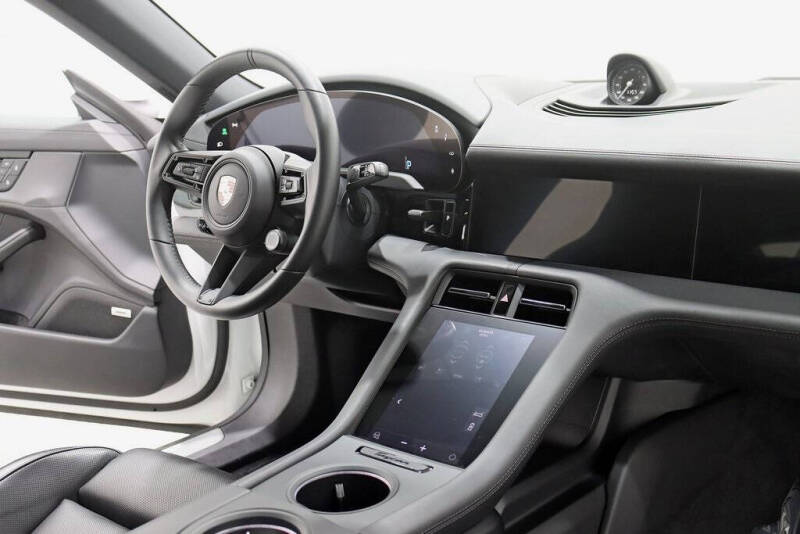 2024 Porsche Taycan 4S