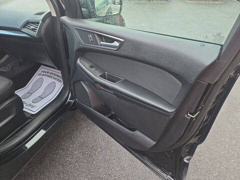 2018 Ford Edge SE