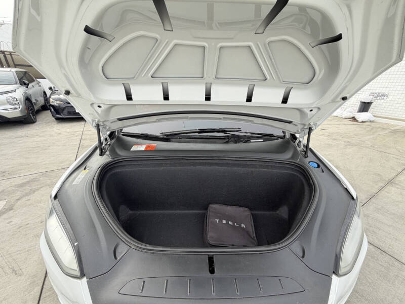 2017 Tesla Model X 75D